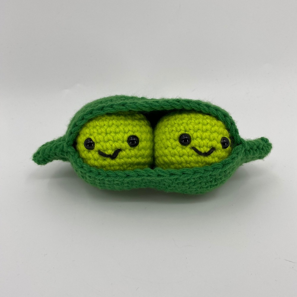 Handmade Crochet Peas in a‎ Pod Amigurumi Plush Green Vegetable Toy 8 Inch